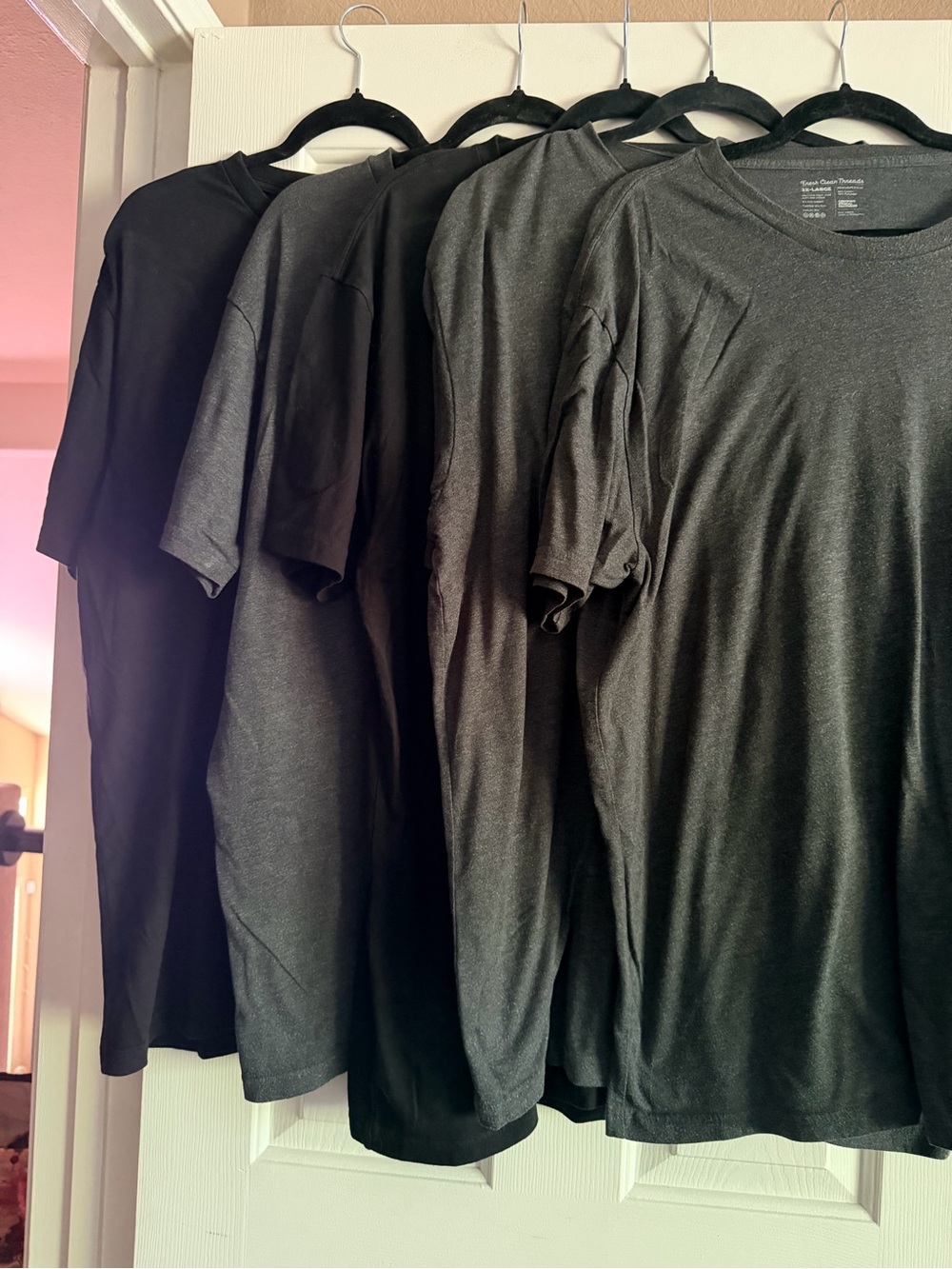 Men's Crew Neck T-Shirt - Black/Charcoal lot of 5